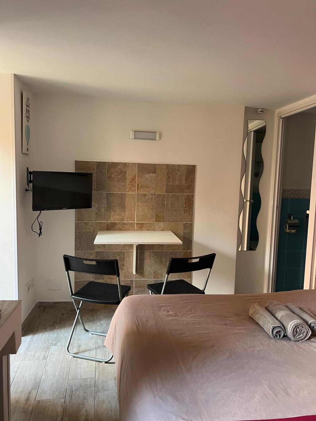 Monolocale Trastevere Locato Per Finalita Turistiche روما المظهر الخارجي الصورة
