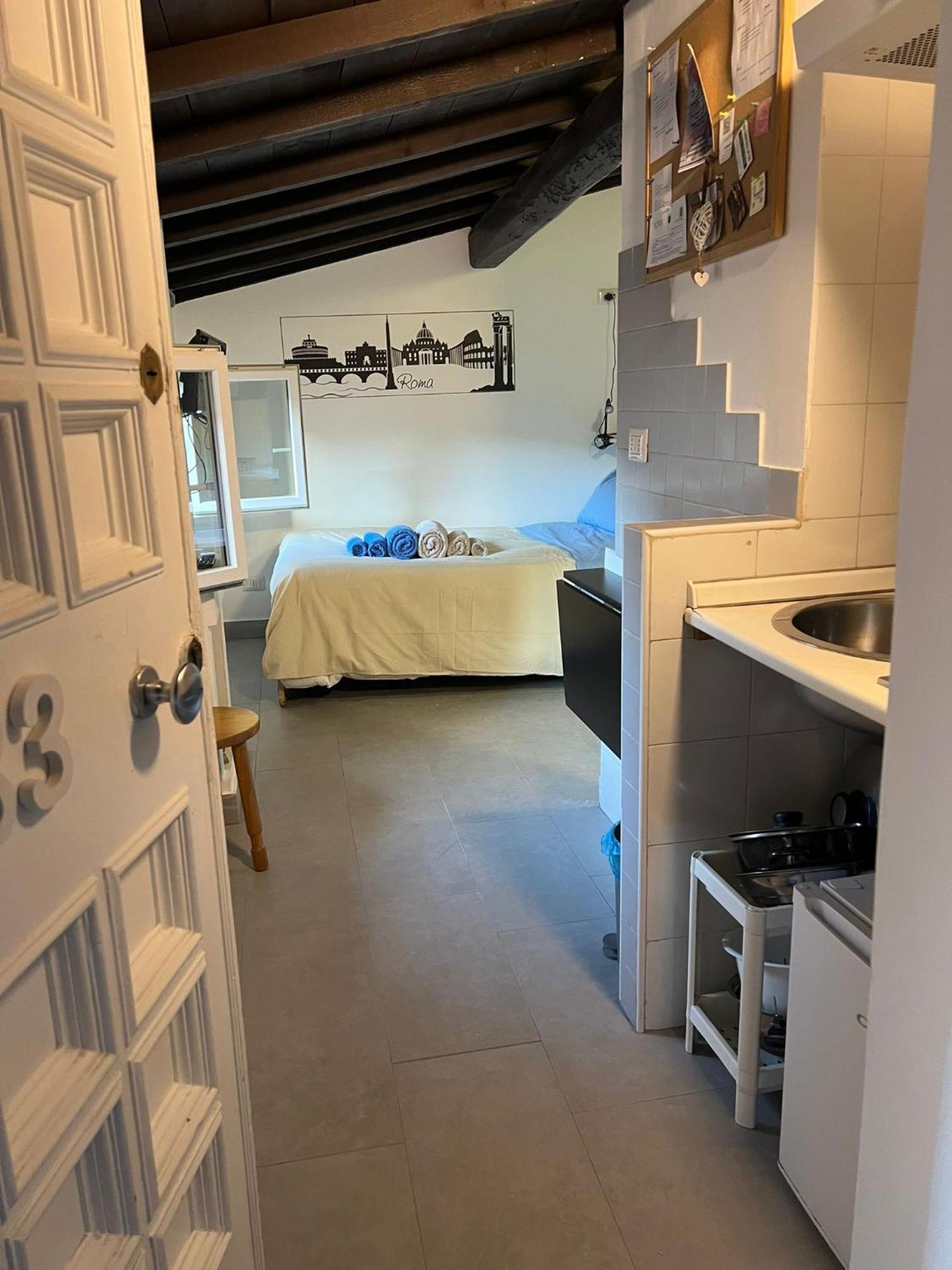 Monolocale Trastevere Locato Per Finalita Turistiche روما المظهر الخارجي الصورة
