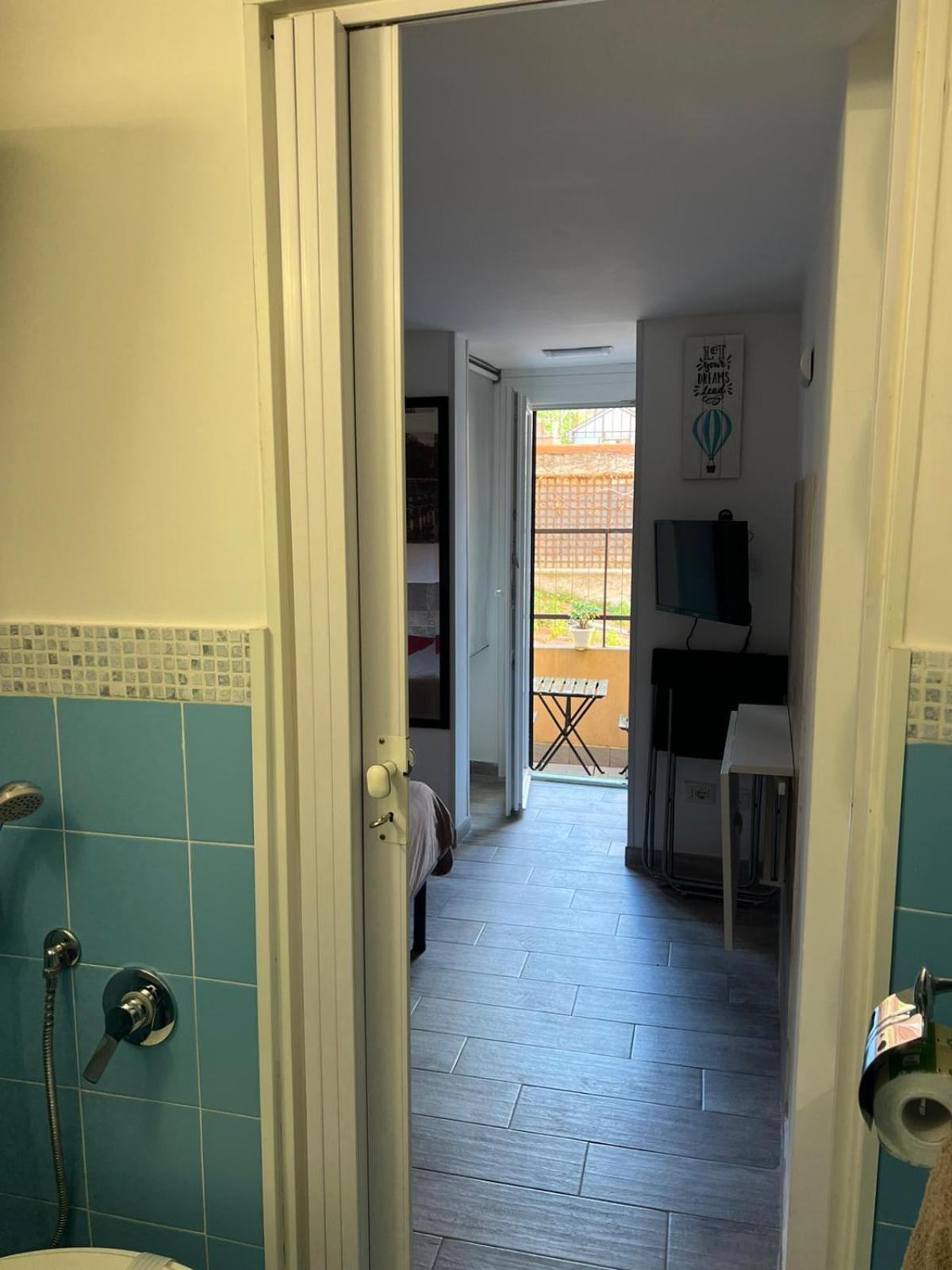 Monolocale Trastevere Locato Per Finalita Turistiche روما المظهر الخارجي الصورة